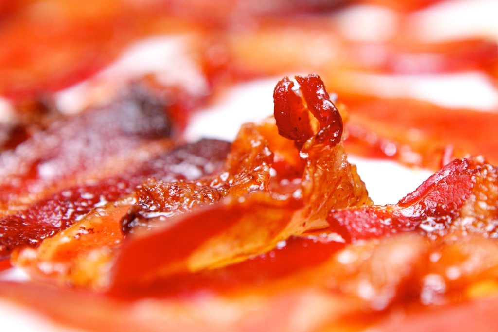 How to make delicious candied bacon
